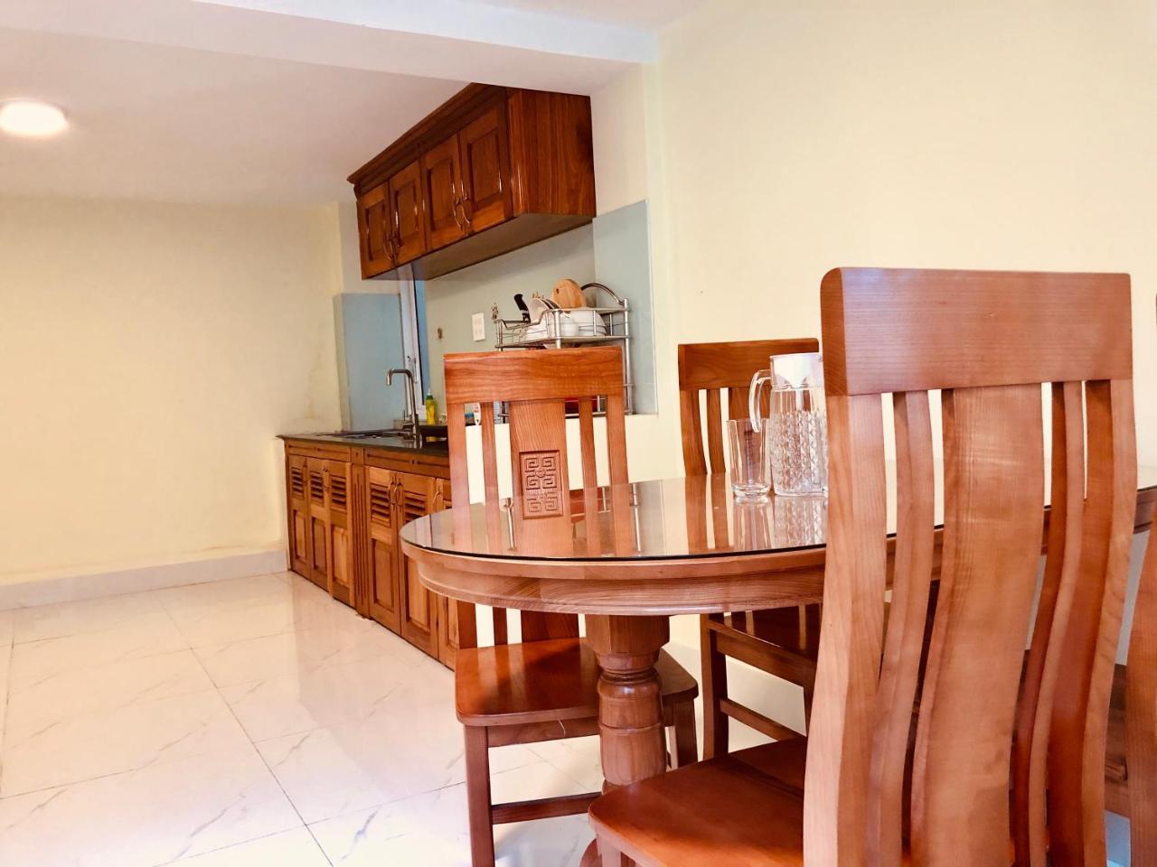 Ngoc Huong Hostel & Apartments Quy Nhon Exterior foto